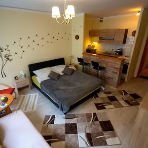 Apartman Four Seasons Apartman