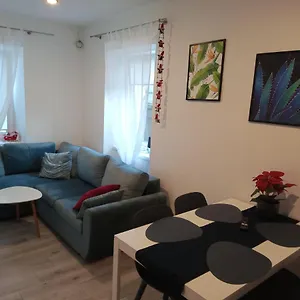 apartament-na-zakrcie.szklarskaporebahotels.net/